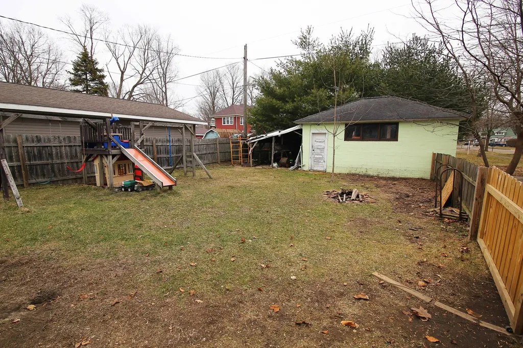 503 East Street Three Rivers City MI 49093