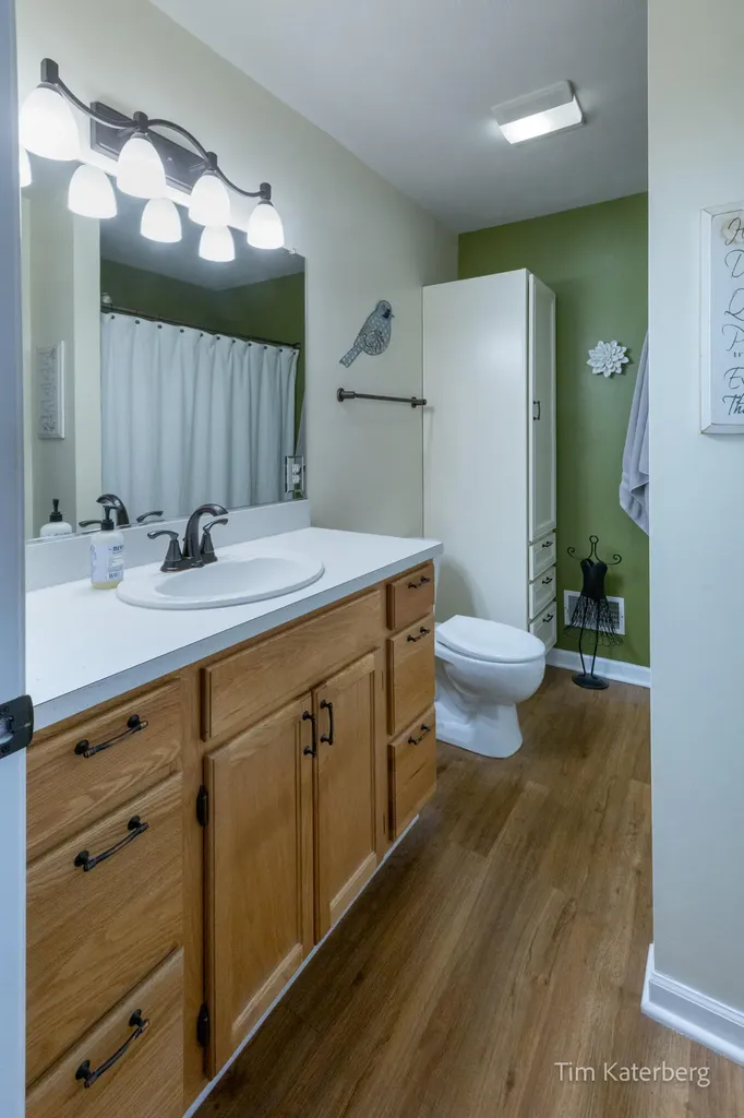 2940 Bentbrooke Drive Holland Charter Township MI 49424