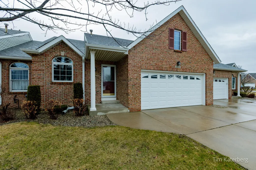 2940 Bentbrooke Drive Holland Charter Township MI 49424