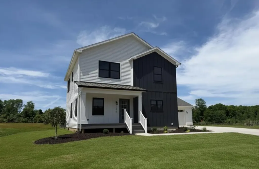 2670 Settlers Creek Road Manlius Township MI 49408