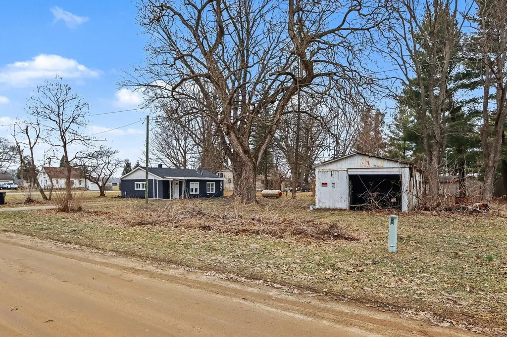 17022 Hull Street Florence Township MI 49042