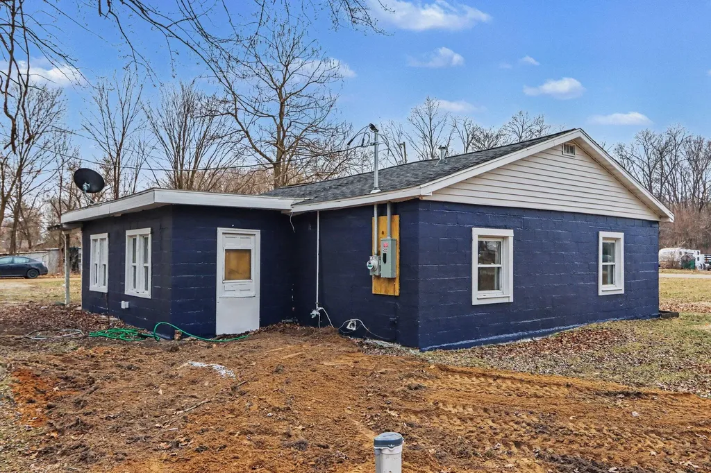 17022 Hull Street Florence Township MI 49042