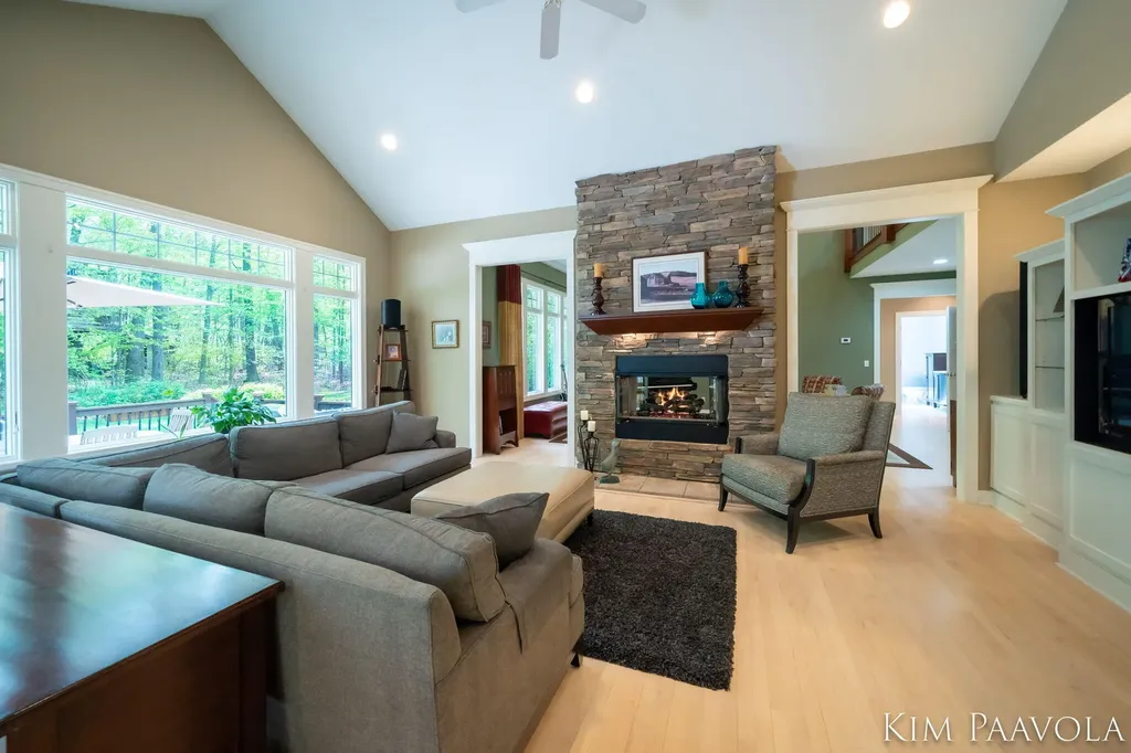 3099 Pickford Drive SE Cascade Charter Township MI 49301