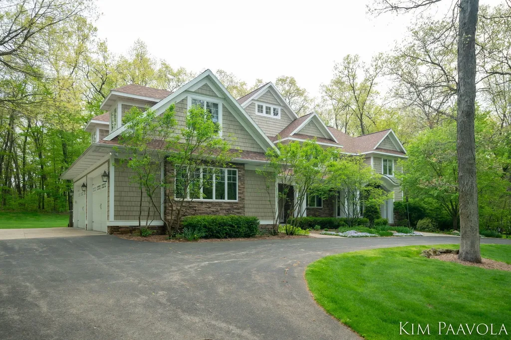 3099 Pickford Drive SE Cascade Charter Township MI 49301