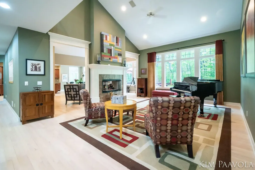3099 Pickford Drive SE Cascade Charter Township MI 49301