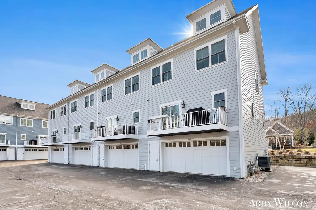 643 Greenslate Drive SE Ada Township MI 49301