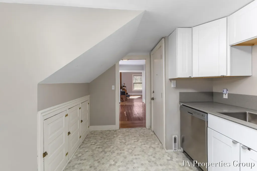 921 Fairmount Street SE Grand Rapids City MI 49506