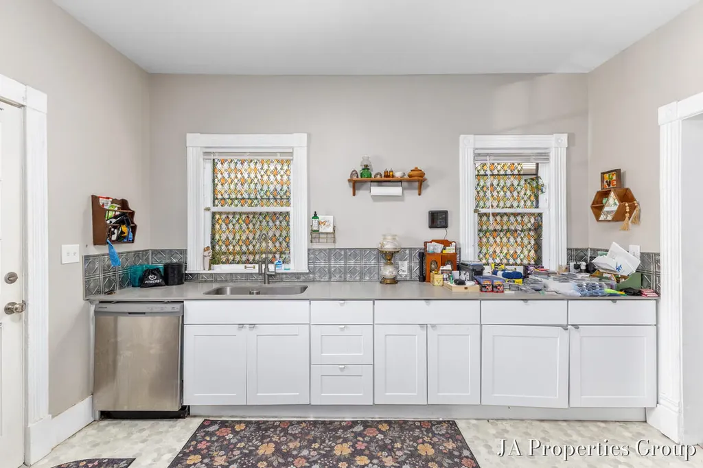 921 Fairmount Street SE Grand Rapids City MI 49506
