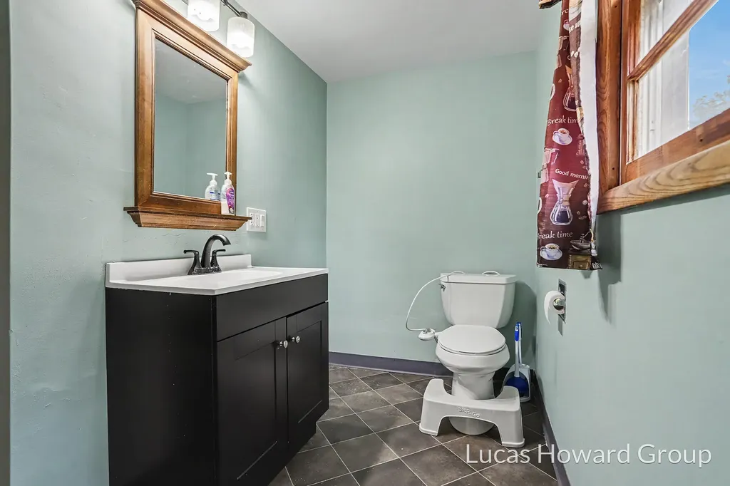 1931 W Territorial Road W Battle Creek City MI 49015