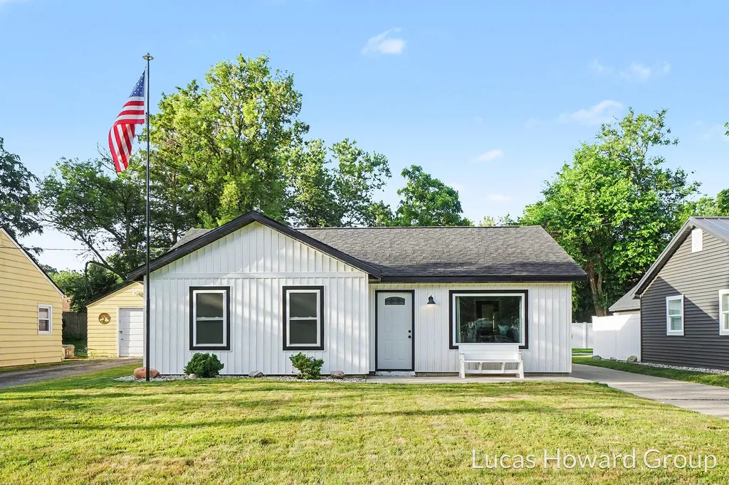 3426 Mulhearn Avenue Kalamazoo Charter Township MI 49048