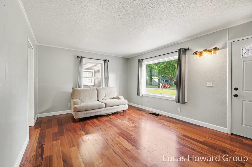 3426 Mulhearn Avenue Kalamazoo Charter Township MI 49048