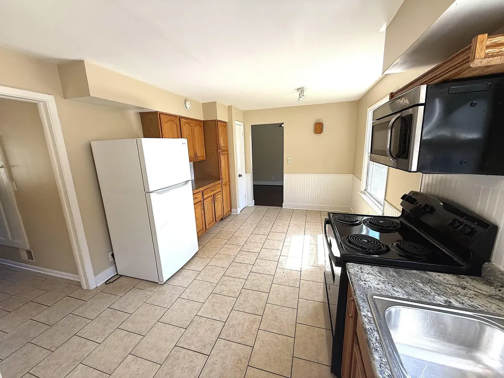 4311 Curwood Avenue SE Grand Rapids City MI 49508