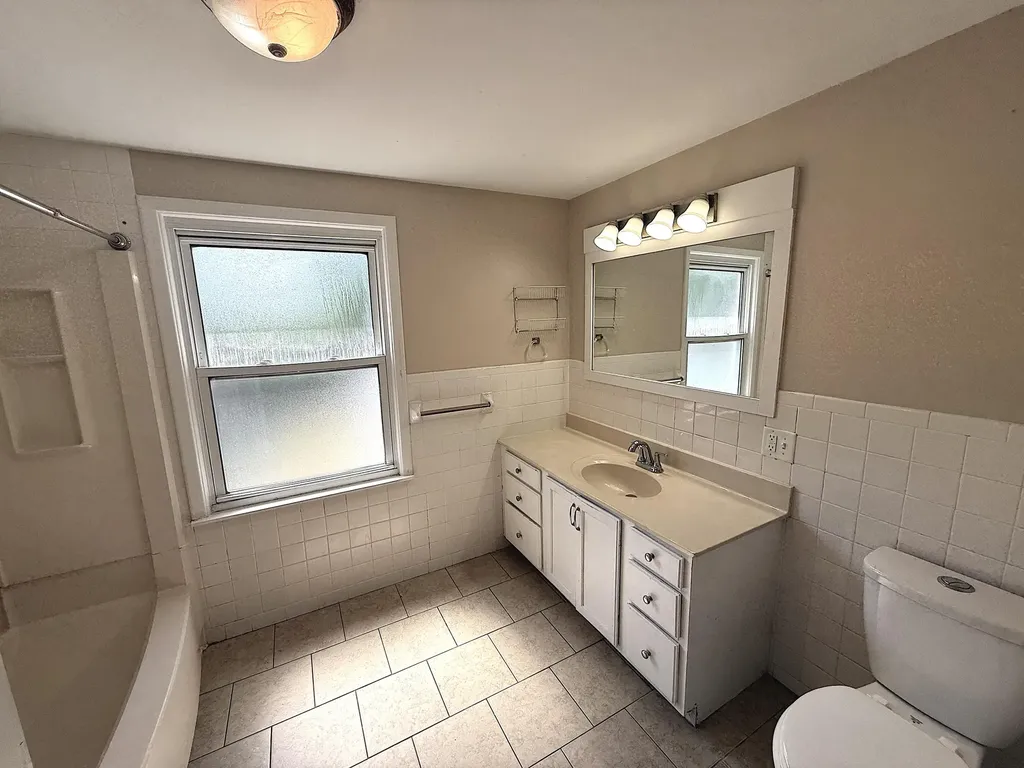 4311 Curwood Avenue SE Grand Rapids City MI 49508
