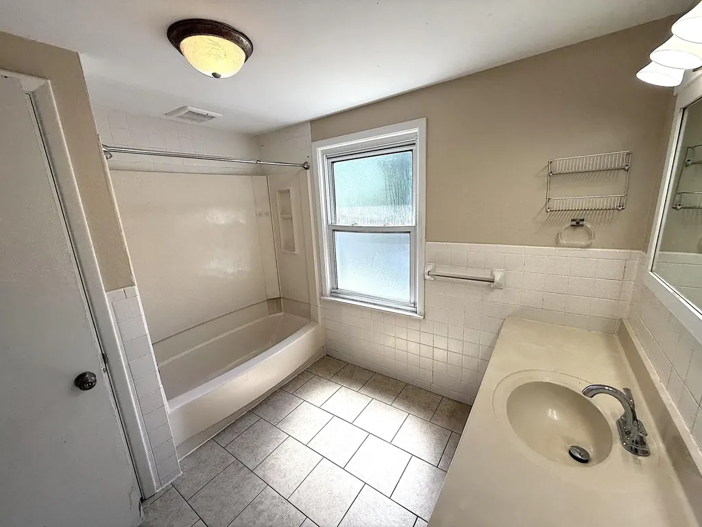 4311 Curwood Avenue SE Grand Rapids City MI 49508