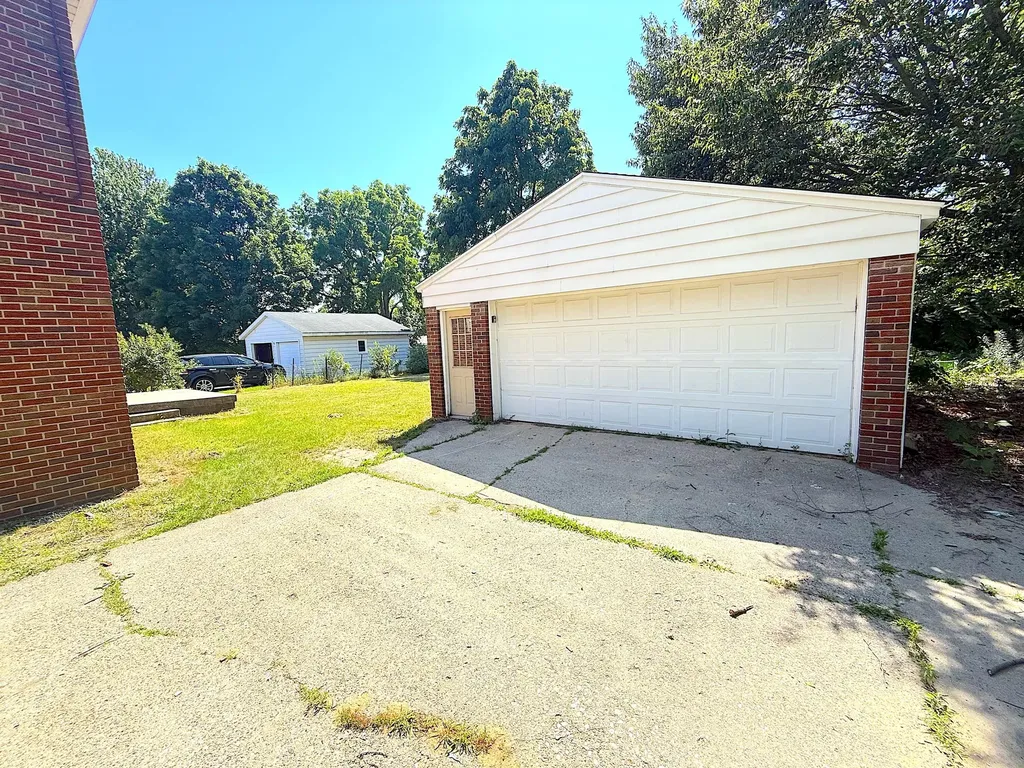4311 Curwood Avenue SE Grand Rapids City MI 49508