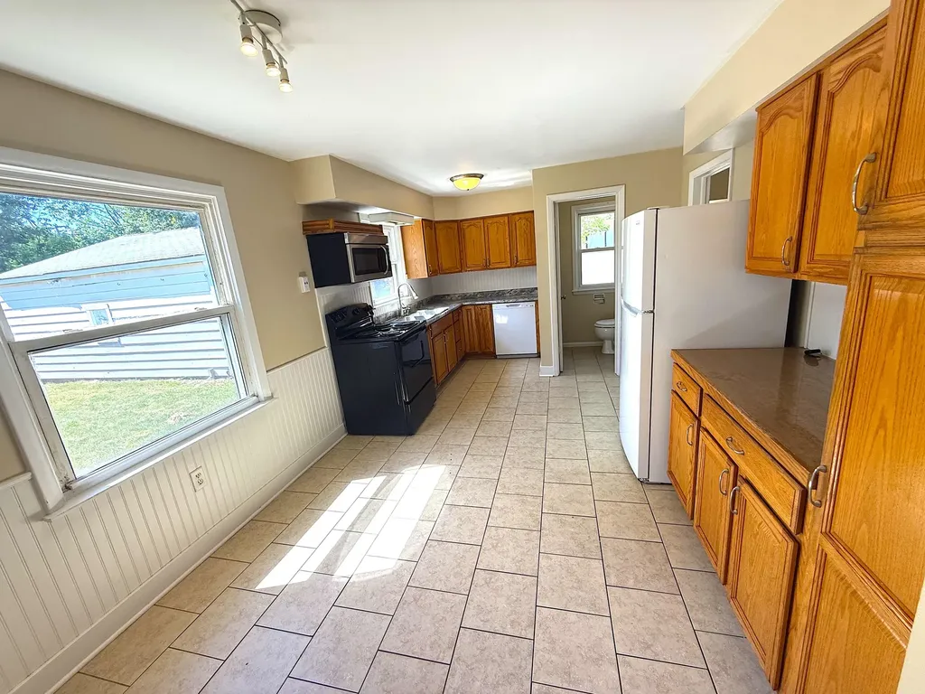 4311 Curwood Avenue SE Grand Rapids City MI 49508