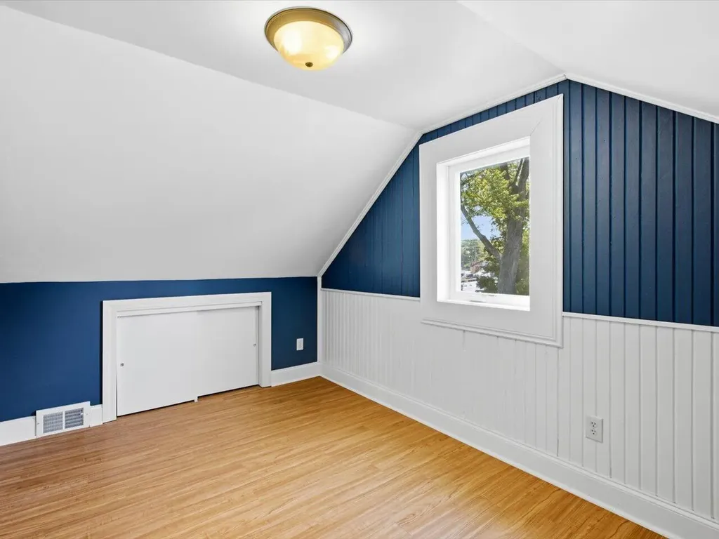 124 Roselawn Street Algonac City MI 48001