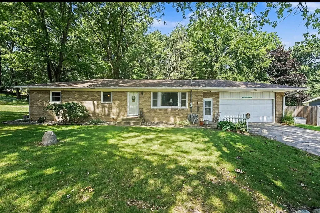 7114 Kay Drive Eureka Township MI 48838
