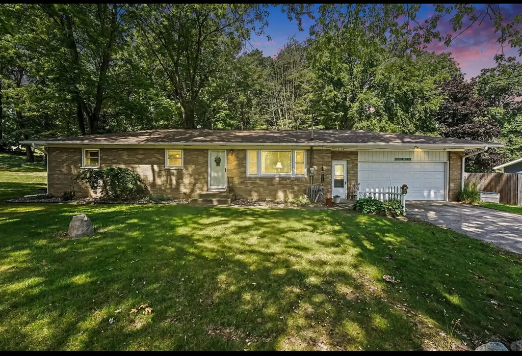 7114 Kay Drive Eureka Township MI 48838