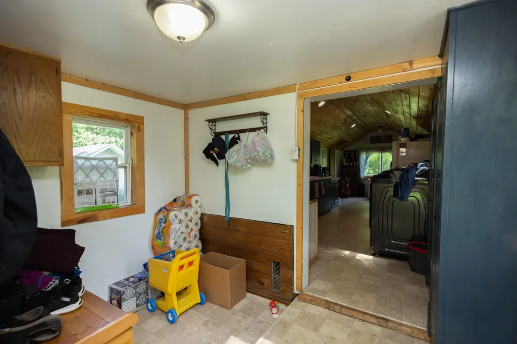 51310 Shorts Road Leonidas Township MI 49066