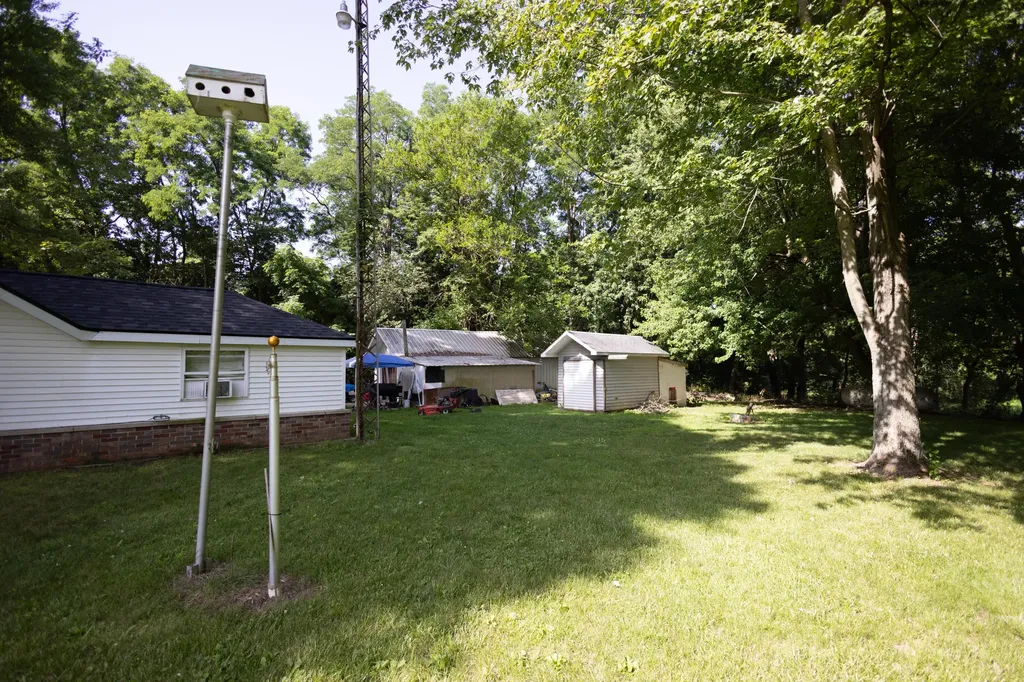 51310 Shorts Road Leonidas Township MI 49066