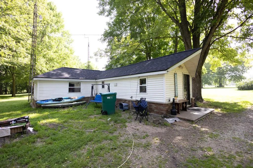 51310 Shorts Road Leonidas Township MI 49066