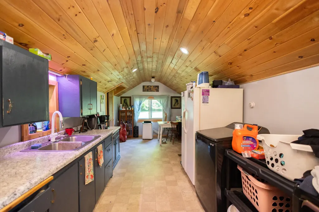 51310 Shorts Road Leonidas Township MI 49066