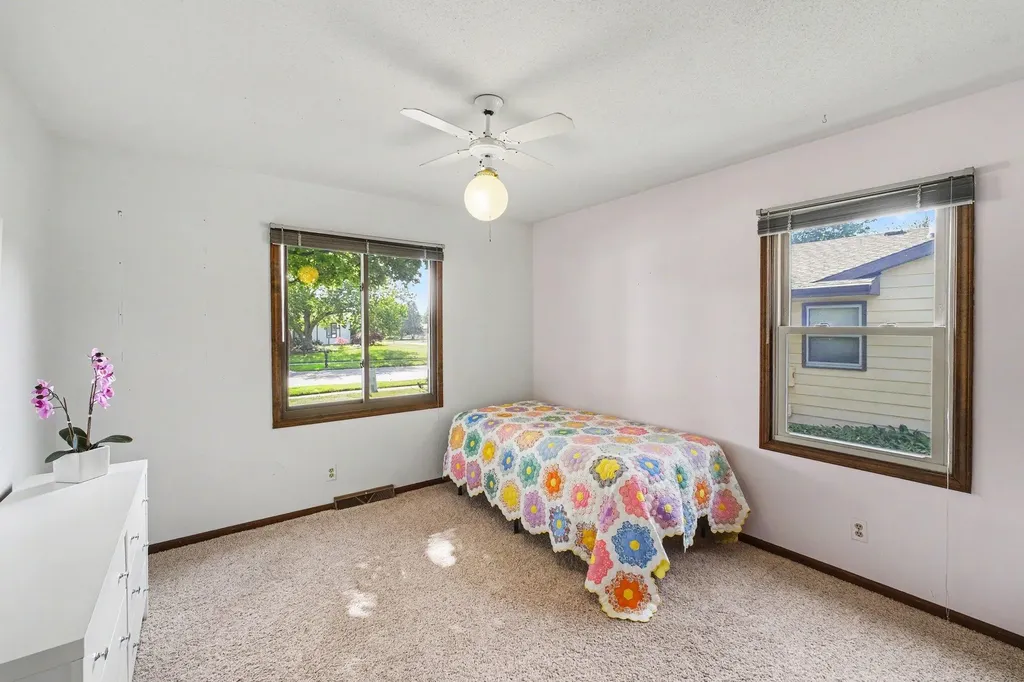 3893 Granada Court NW Walker City MI 49534