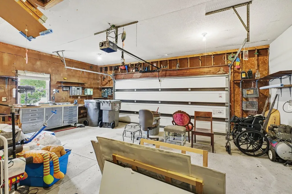 3893 Granada Court NW Walker City MI 49534