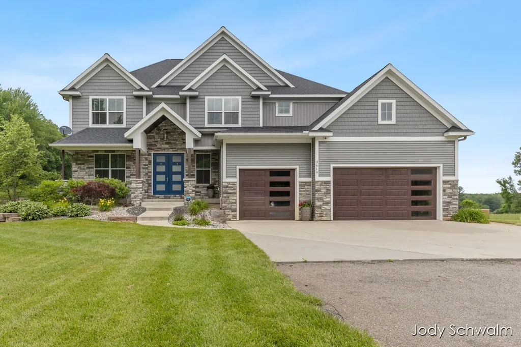 3619 12 Mile Road NE Algoma Township MI 49341