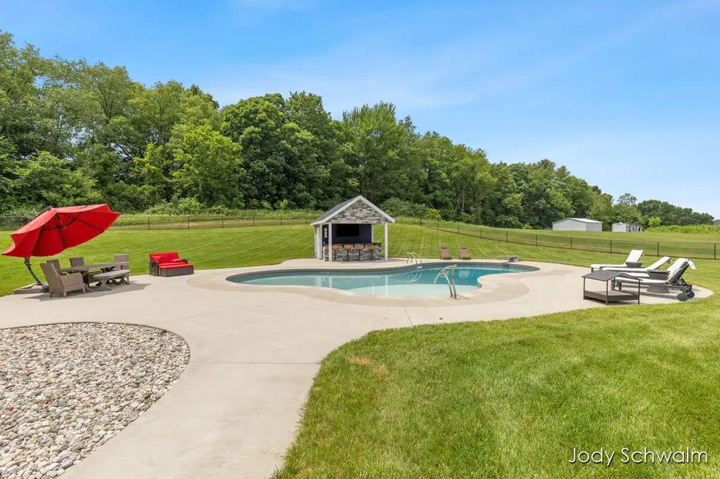 3619 12 Mile Road NE Algoma Township MI 49341