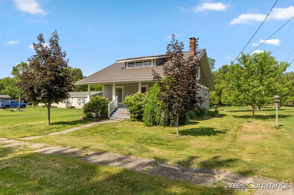 6475 N Lumberjack Road Seville Township MI 48877