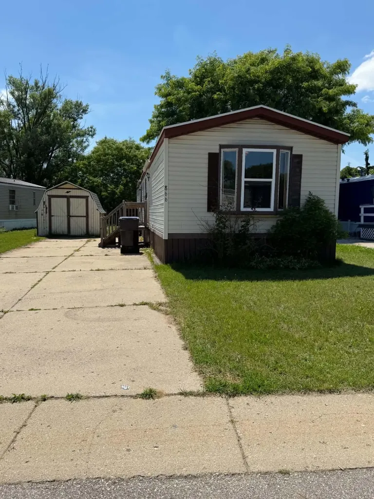 866 Riverbend Lane Barry Township MI 49333