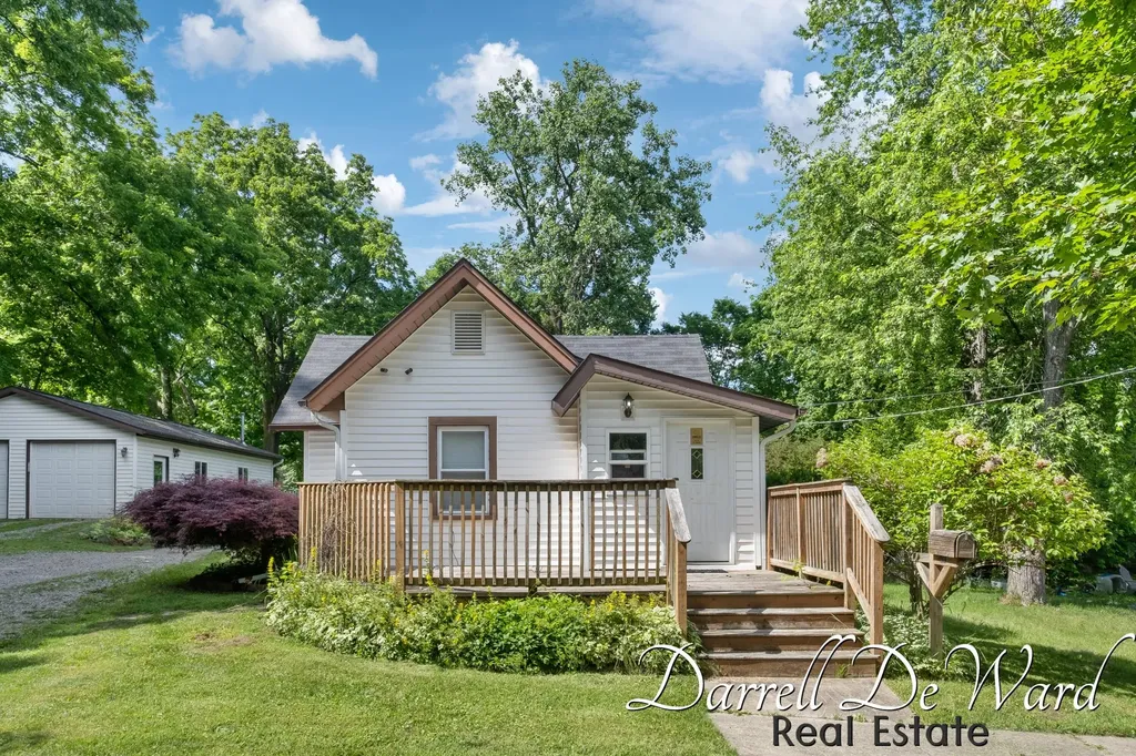 854 W Washington Street Ionia City MI 48846
