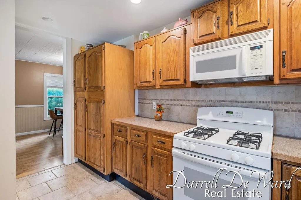 854 W Washington Street Ionia City MI 48846