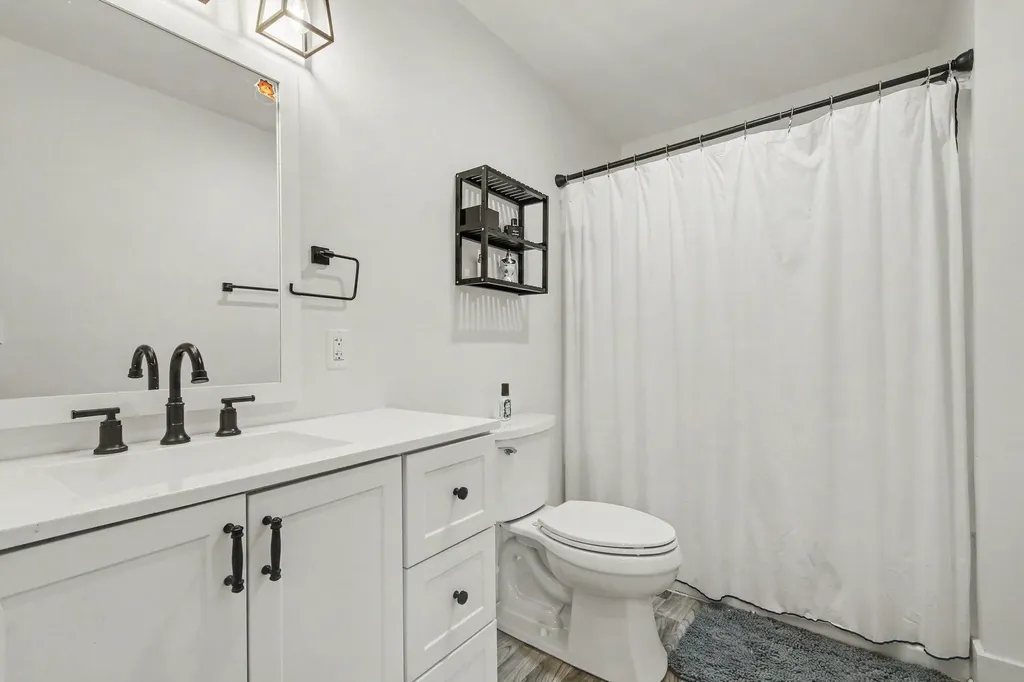 3113 Lowingside Drive Georgetown Charter Township MI 49428