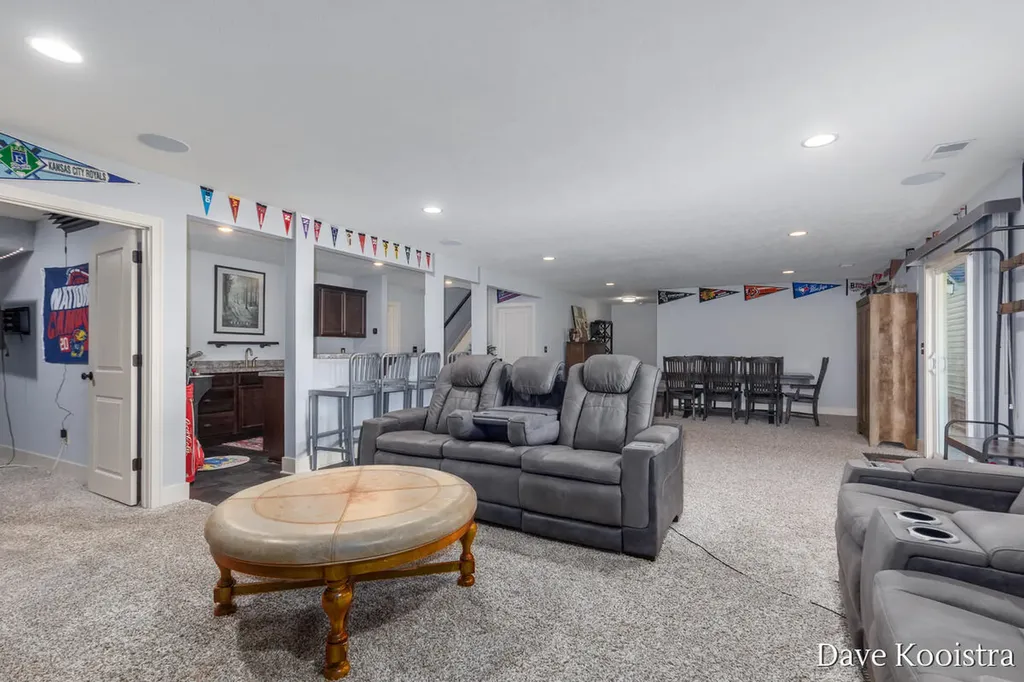 1011 Dreamfield Drive SE Gaines Charter Township MI 49315