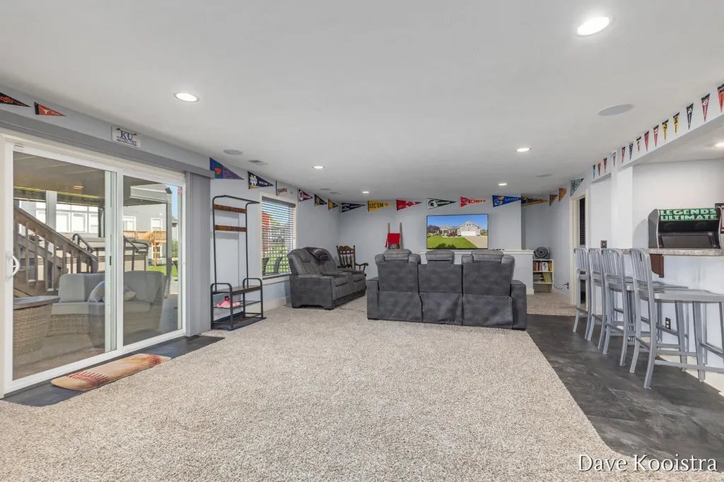 1011 Dreamfield Drive SE Gaines Charter Township MI 49315