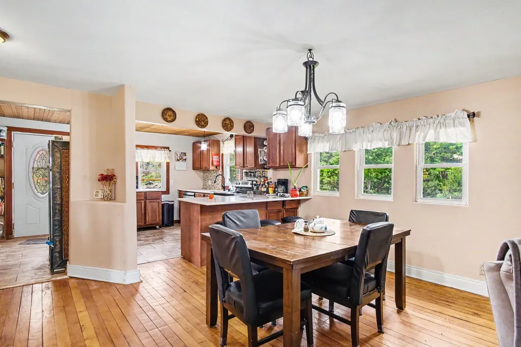 11539 Apple Avenue Moorland Township MI 49451
