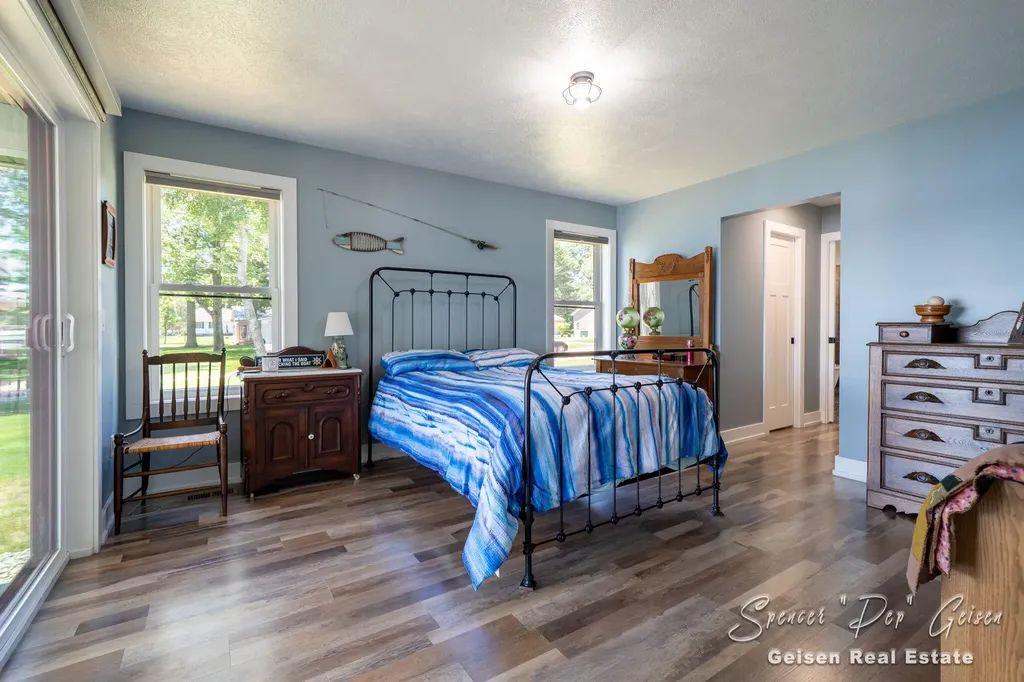 1022 S Woodland Drive Unknown City MI 49349