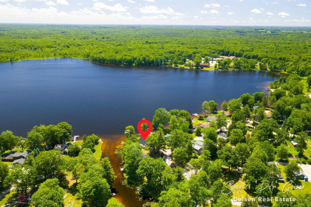 1022 S Woodland Drive Unknown City MI 49349