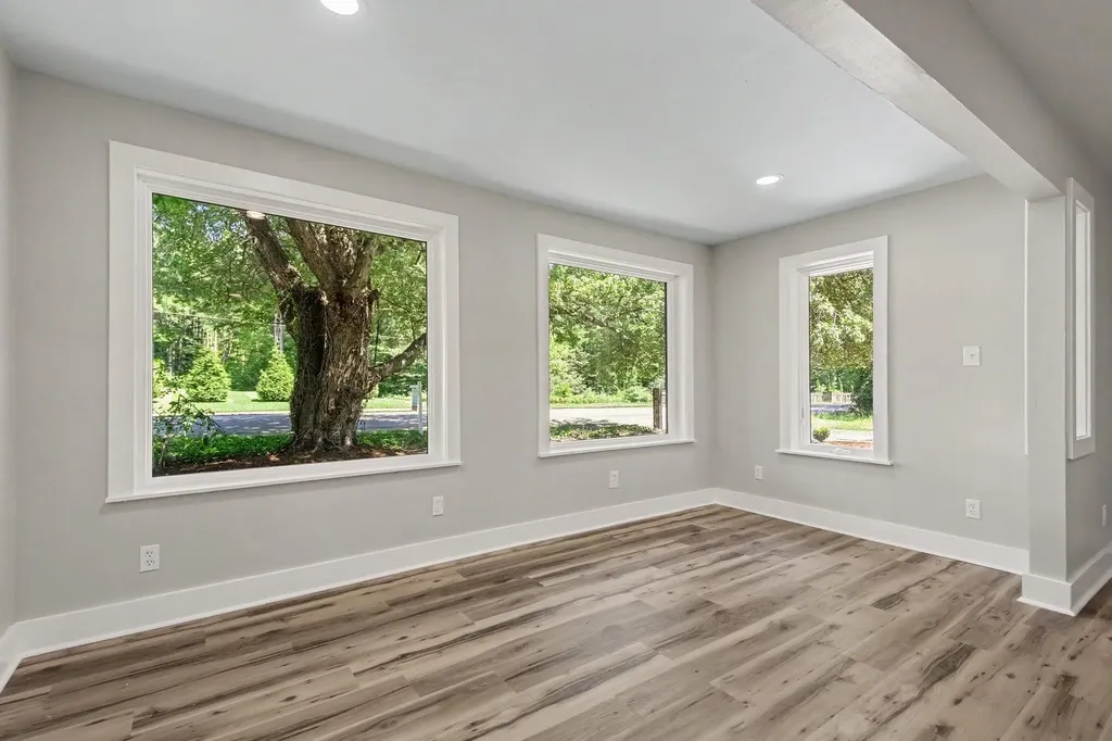 18195 148th Avenue Spring Lake Township MI 49456