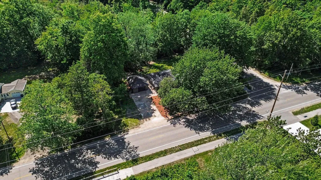 18195 148th Avenue Spring Lake Township MI 49456