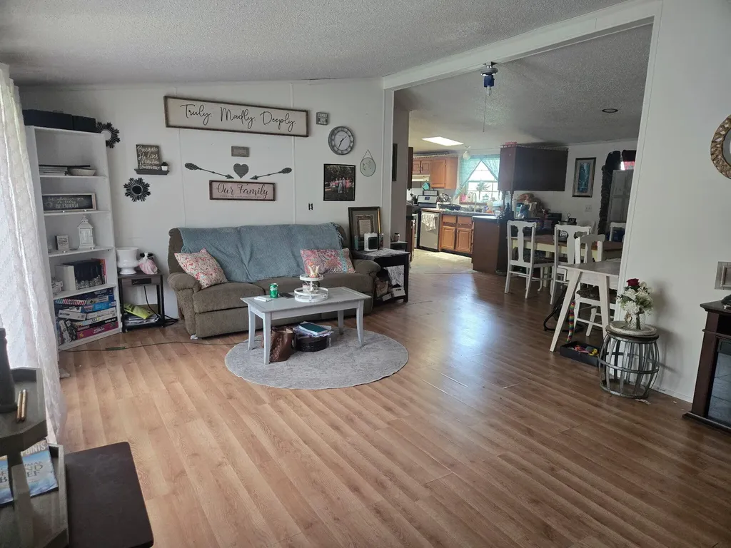 4206 Nancy Lane Kalamazoo City MI 49006