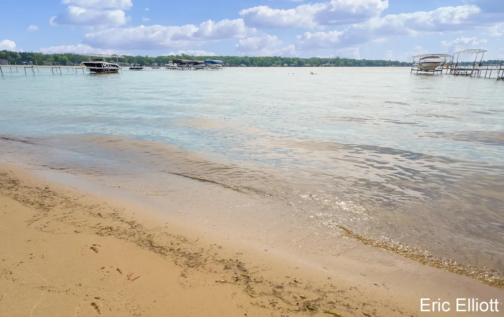 365 Big Bay Drive Park Township MI 49424