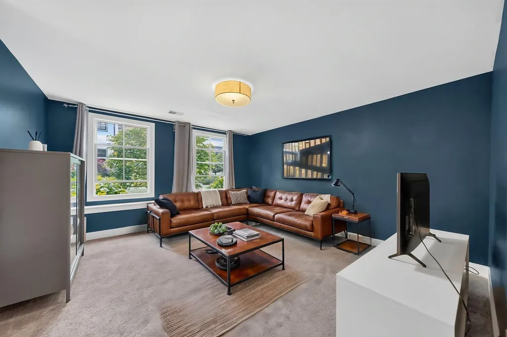 2168 New Town Drive NE Grand Rapids Charter Township MI 49525
