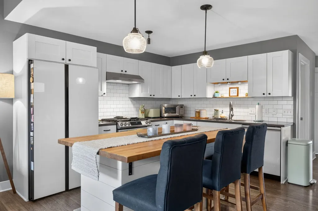 2168 New Town Drive NE Grand Rapids Charter Township MI 49525