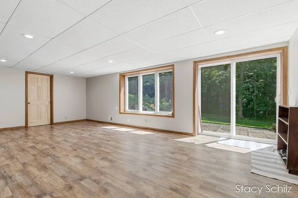 4413 S Lacey Lake Road Bellevue Township MI 49021