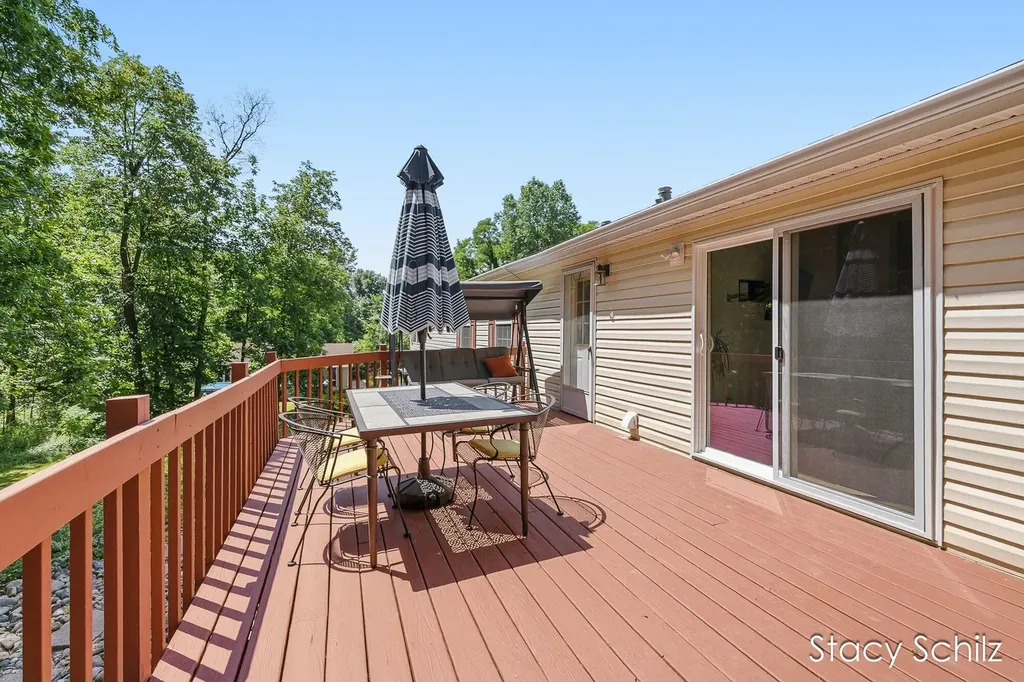 4413 S Lacey Lake Road Bellevue Township MI 49021