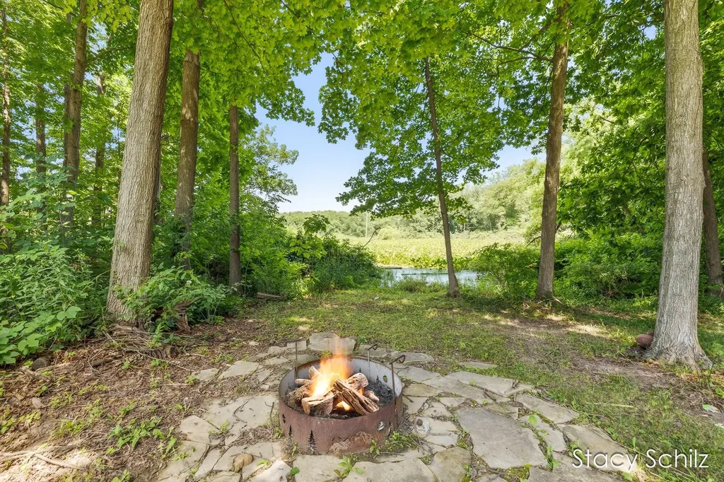 4413 S Lacey Lake Road Bellevue Township MI 49021